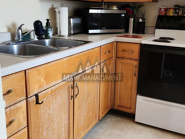 1908 18 1/2 Ave NW #2 — Photo 9