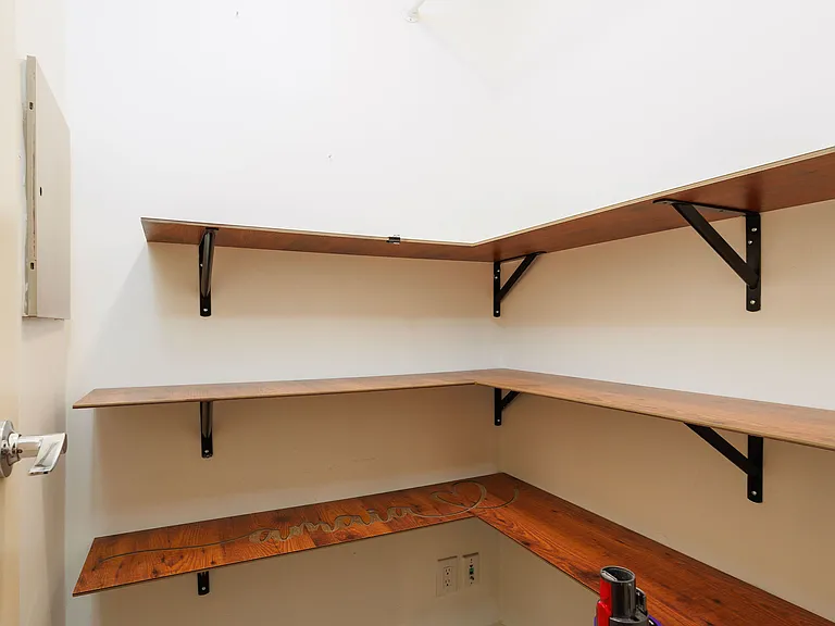 977 Mainland St #603 — Photo 12
