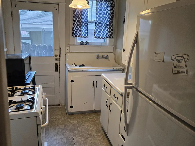 1237 Perkins Rd #4 — Photo 20