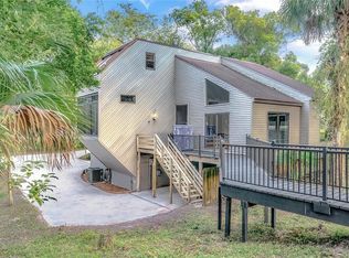 395 S Dexter Ave, Deland, FL 32720