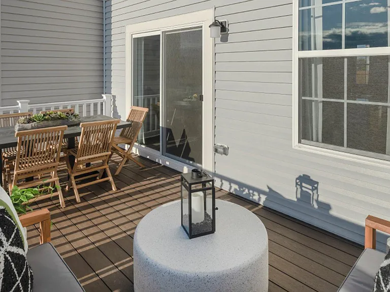 Deck - model home