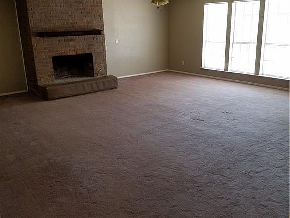 2nd image of 4506 Lake Hill Dr