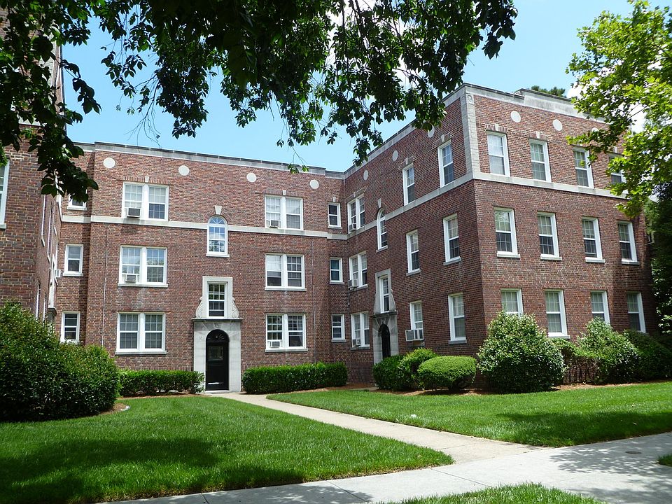 1st image of 750 Baldwin Ave