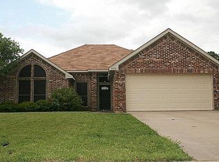 1106 Woodside Ln, Seagoville, TX