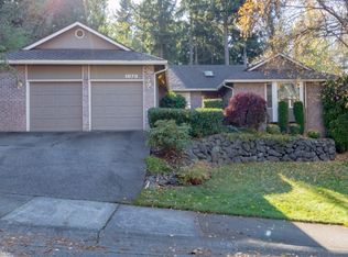 1073 SW 326th St, Federal Way, WA 98023