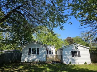 3015 Ezekiel Ave, Zion, IL 60099