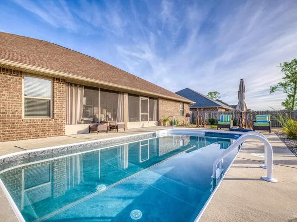 6265 Ithaca St, Milton, FL 32570