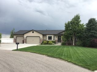 3 N Oak Cir, Rigby, ID 83442
