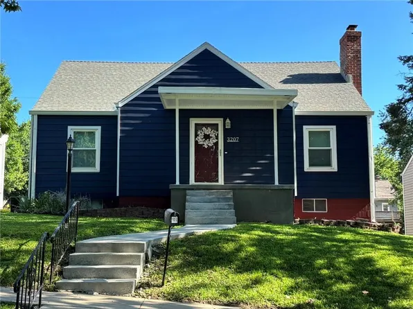 3207 Sacramento St, Saint Joseph, MO 64507