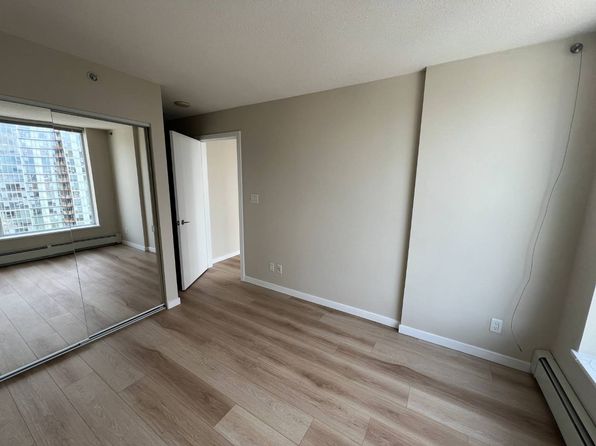 2 bedroom rental in Vancouver — photo 11