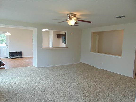 4th image of 14714 Broadview Dr