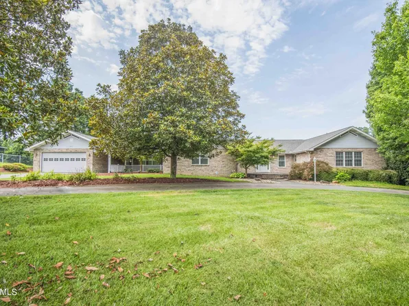 3014 Sugarwood Dr, Kodak, TN 37764
