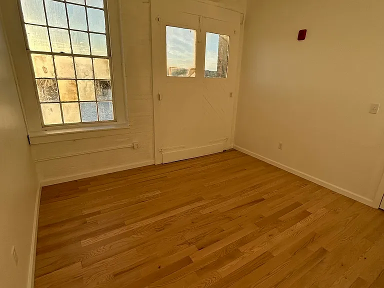 155 River St #3A — Photo 7