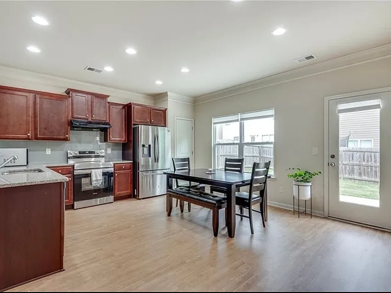 2998 Woodward Down Trl — Photo 10