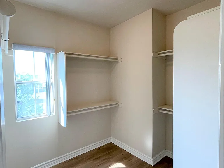 401 S 3rd Ave — Photo 14
