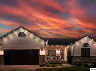 18751 Ohern St, Omaha, NE 68135