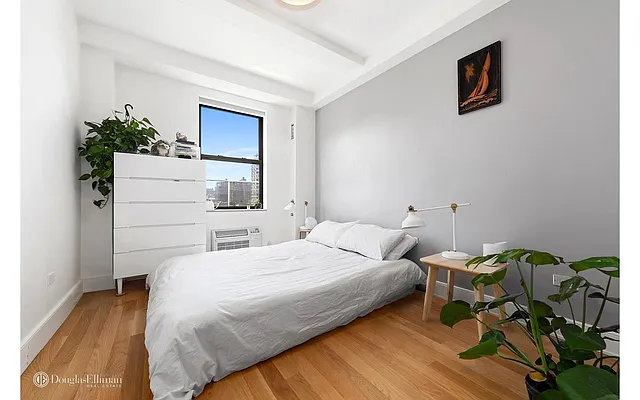 Rented by Douglas Elliman | media 14