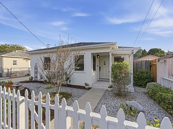 5th image of 1307 Chino St