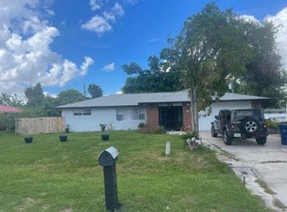 205 Utah Ave, Fort Myers, FL 33905