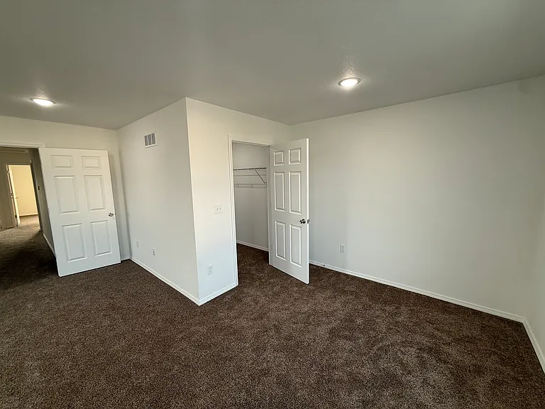 309 Alberts Dr #305 — Photo 13