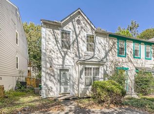 6639 Meadow Green Cir, Peachtree Corners, GA 30092