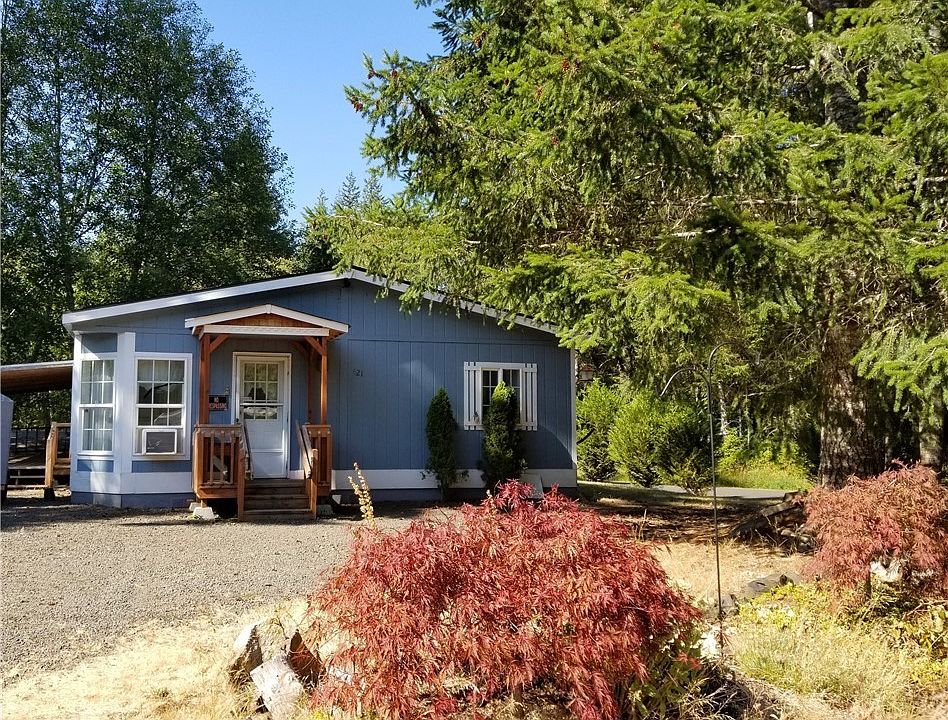 1st image of 621 E Lakeshore Dr E
