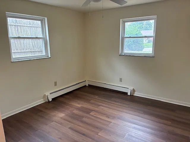 7240 Longwood Ct — Photo 6