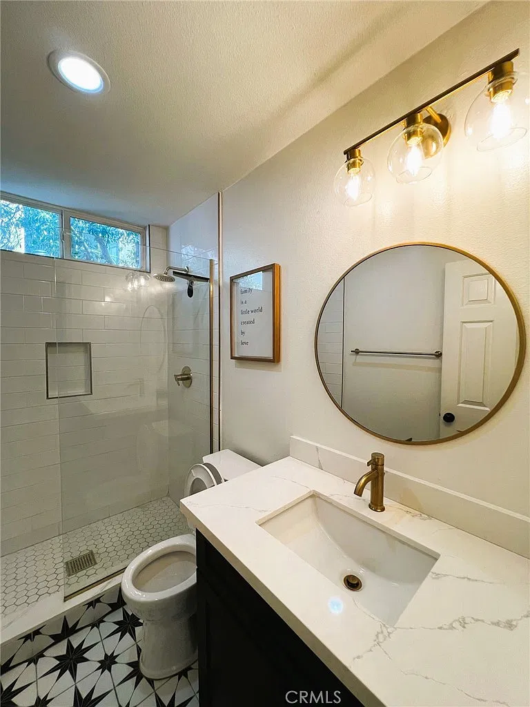 4 bed, 3100 sqft, $7,300 — Photo 3