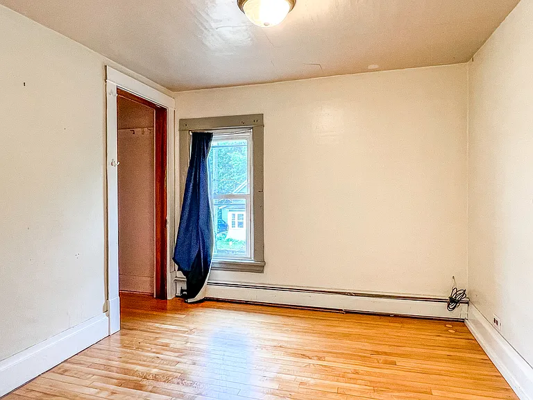 426 Summit St — Photo 12