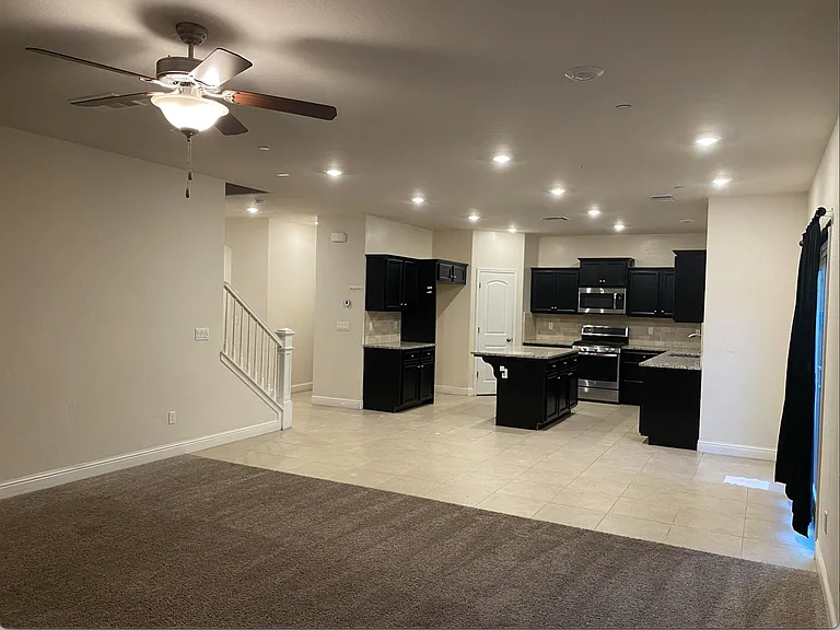 4029 Sierra Madre Ave — Photo 29