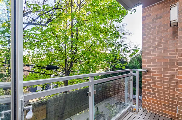 Sold by Compass | media 16