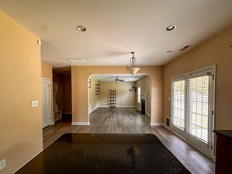 717 Saint Johns Loop — Photo 8