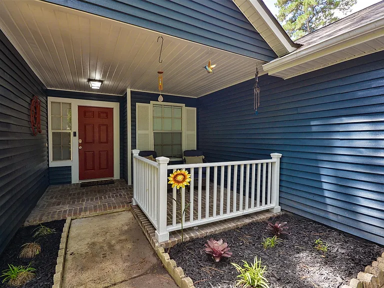 3218 Lake Stream Dr — Photo 5