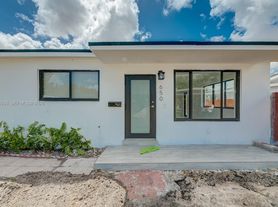 650 E 65th St, Hialeah, FL