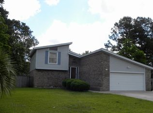 312 Blue Fox Ln, Goose Creek, SC 29445