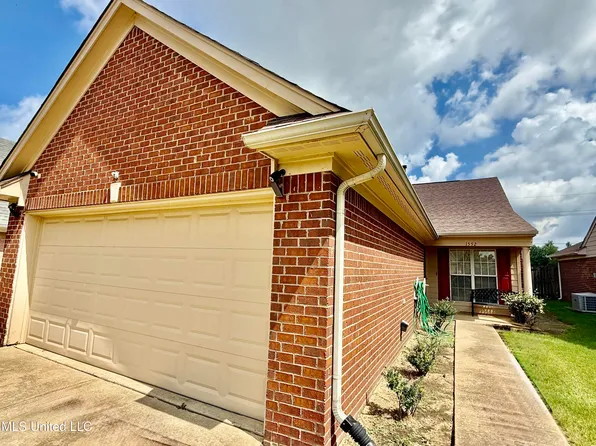 1552 Central Trails Dr, Southaven, MS 38671
