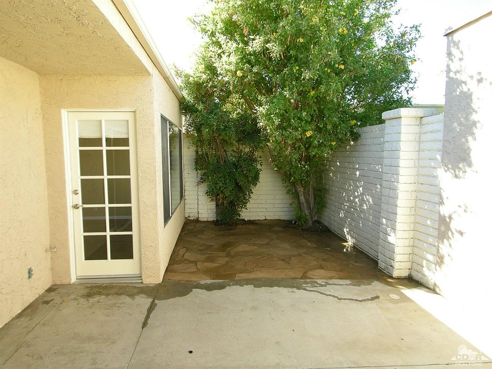 1st image of 80131 Palm Circle Dr
