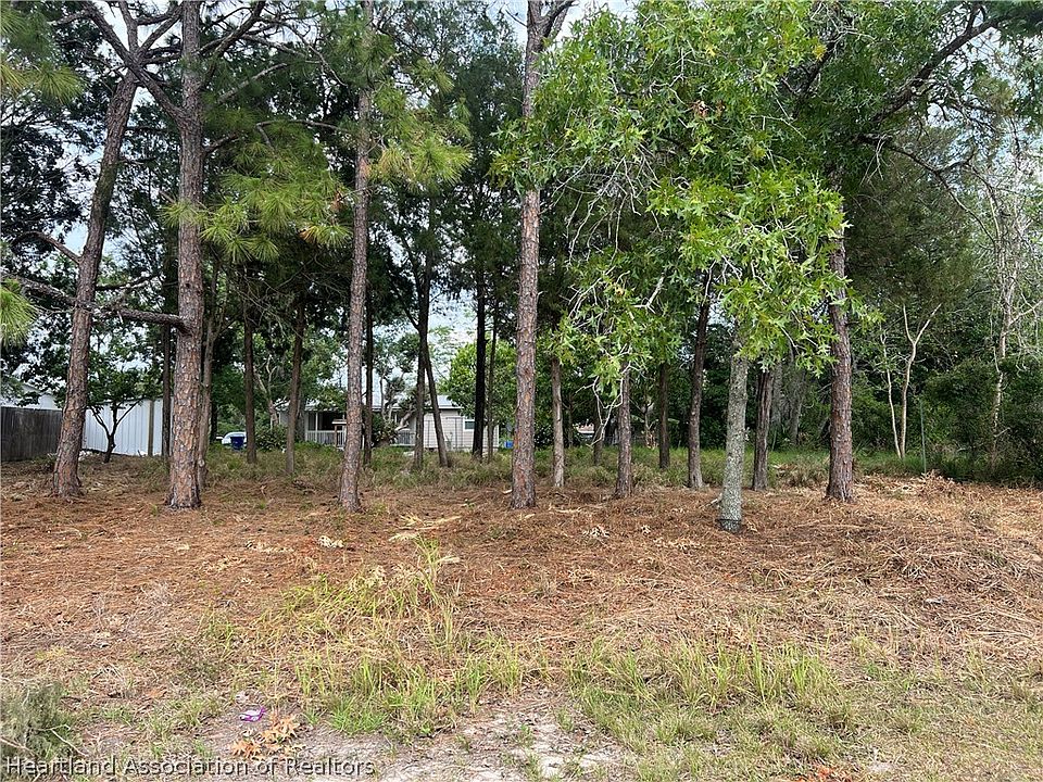 2nd image of 1824 N Fonda Rd