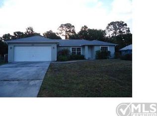 5104 Seagrape Dr, Fort Pierce, FL 34982