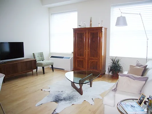 Rented by Mark David | media 16