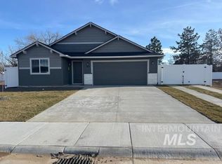 965 Twilight St, Weiser, ID 83672