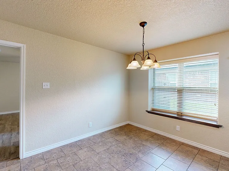 504 W Orion Dr — Photo 19