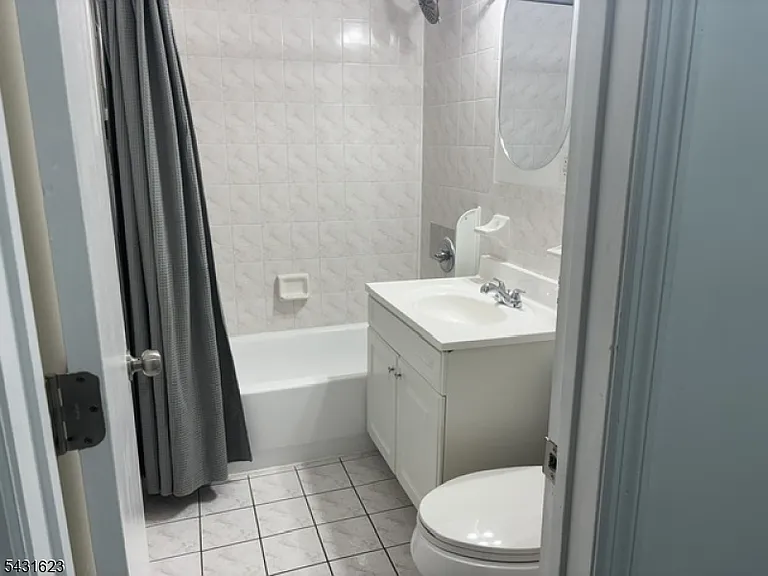 392 College Dr — Photo 8