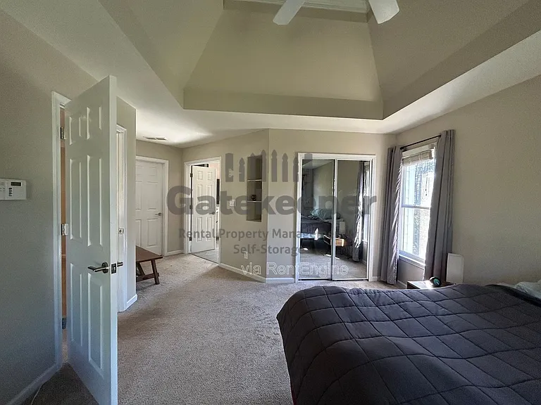 115 Hidden Lake Dr — Photo 36