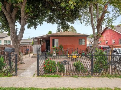 1701 E Palmer St, Compton, CA, 90221