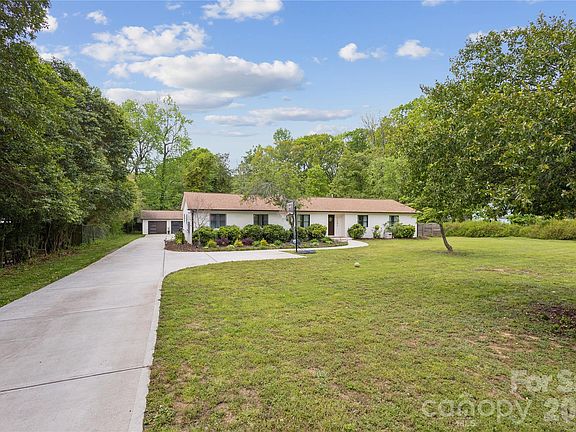 2nd image of 7200 Monroe Rd