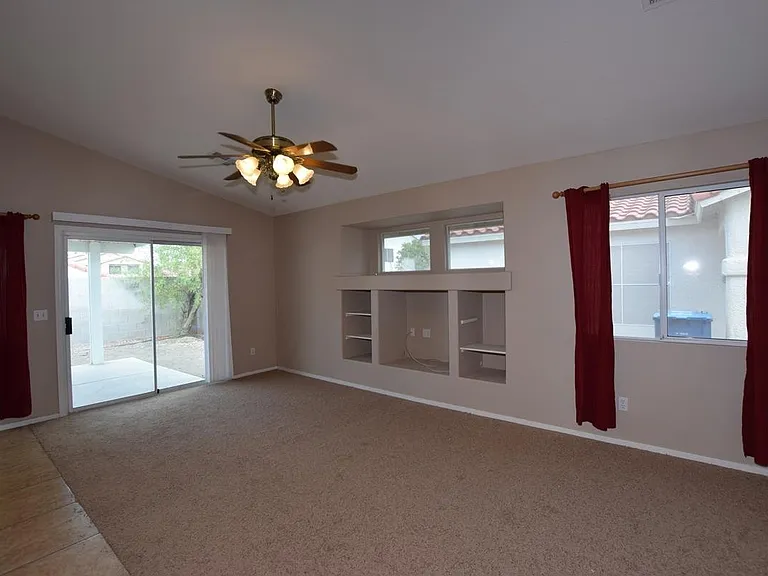 1024 Clover Tip Ct — Photo 11