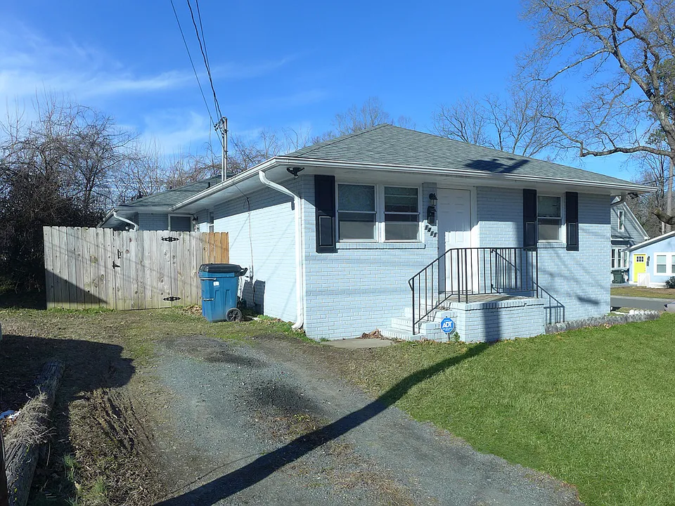 1411 Gearwood Ave
