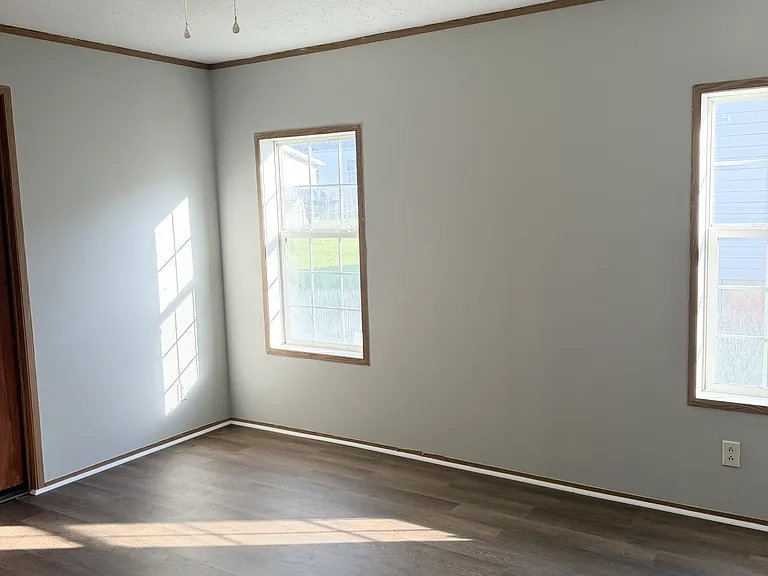 212 Pulliam Dr — Photo 6
