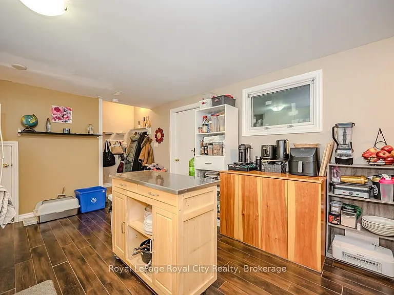337 Ironwood Rd #BASEMENT — Photo 4
